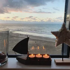 https://le-7me-ciel-westende.ostend-hotel.net